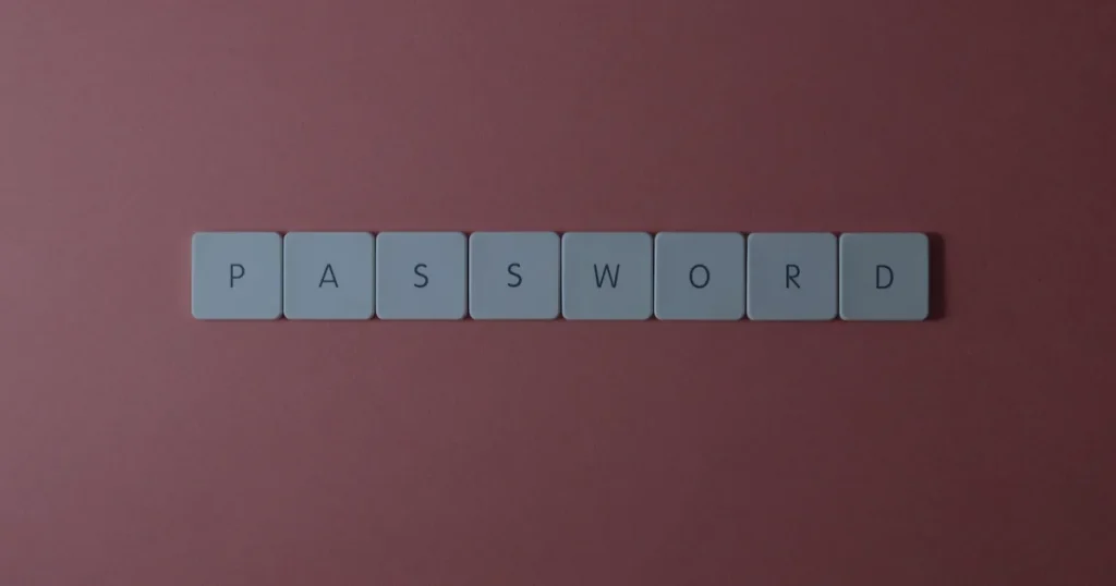 Tela de login em azul ilustrando as dicas para criar senhas seguras e proteger as contas